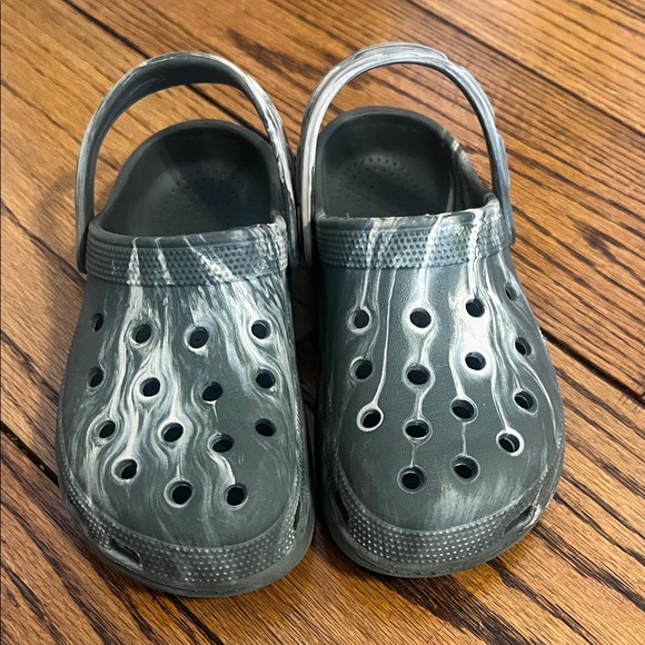 Kids Greenish Sandals - Picture 2 of 16